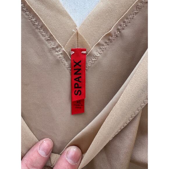 Spanx camisole - Picture 3 of 7